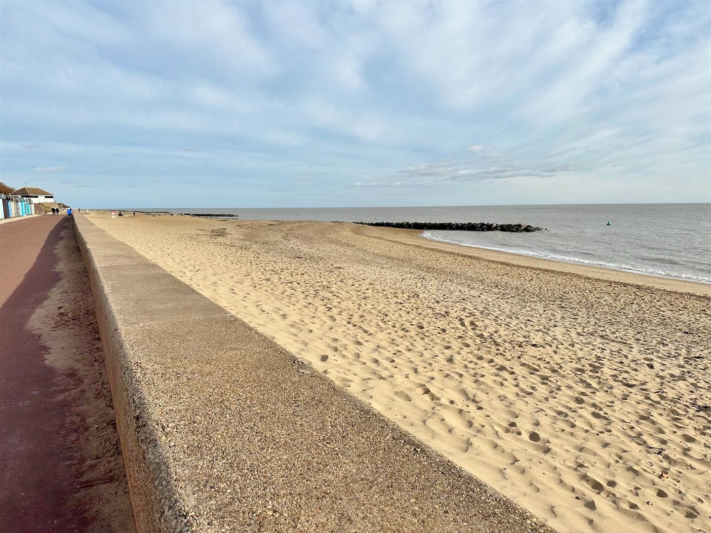 Kings Parade, HollandOnSea Sheen's